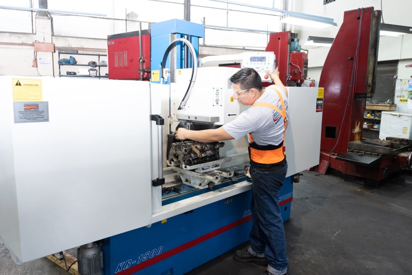 Rectificación de cepilladoras en Guayaquil